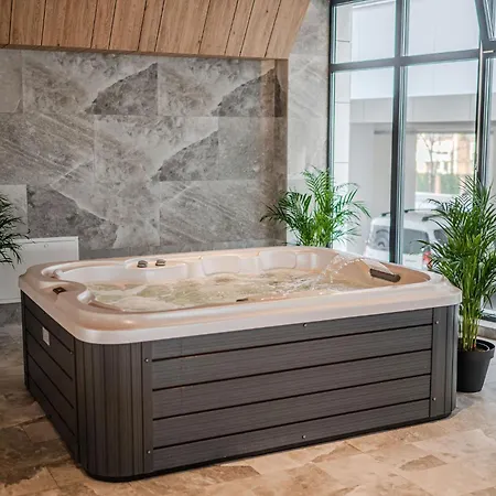 Appartement Viso In Odyssey Indoor Pool&spa Mamaia