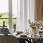 Apartment Viso In Odyssey Pool & Mamaia