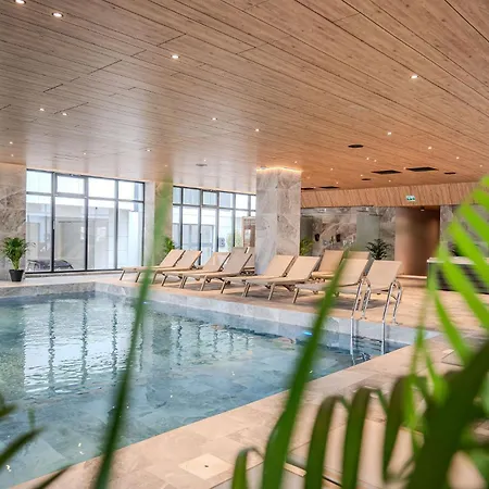 Viso In Odyssey Pool & * Mamaia