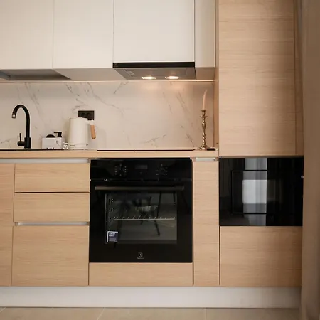 Viso In Odyssey Indoor Pool & ママイア