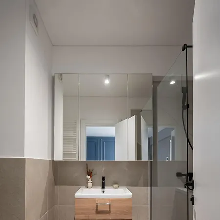 Viso In Odyssey Indoor Pool &