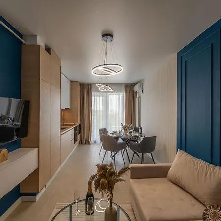 Viso In Odyssey Indoor Pool & Apartamento Mamaia