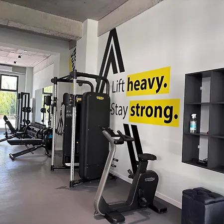 Viso In Odyssey Pool & *