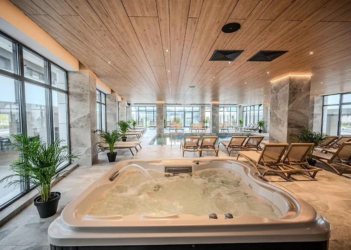 Viso In Odyssey Pool & Mamaia