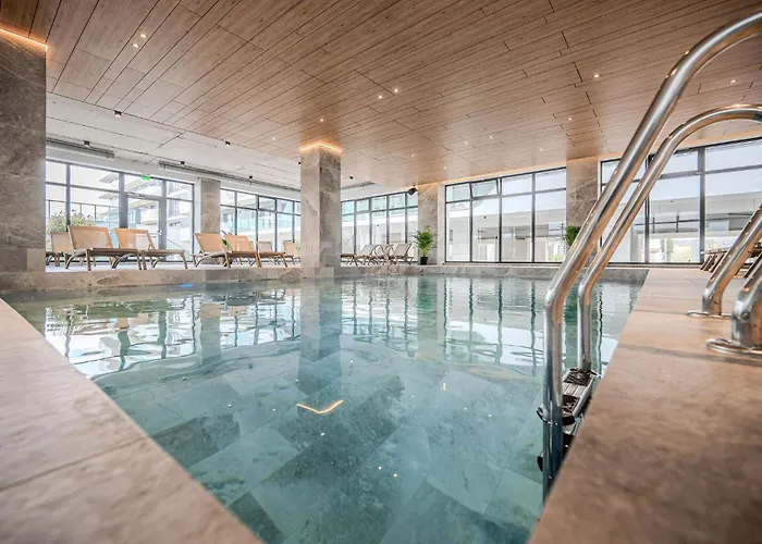 Viso In Odyssey Pool & *