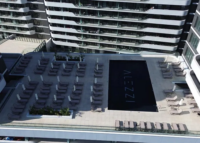 Viso In Odyssey Pool & Apartamento